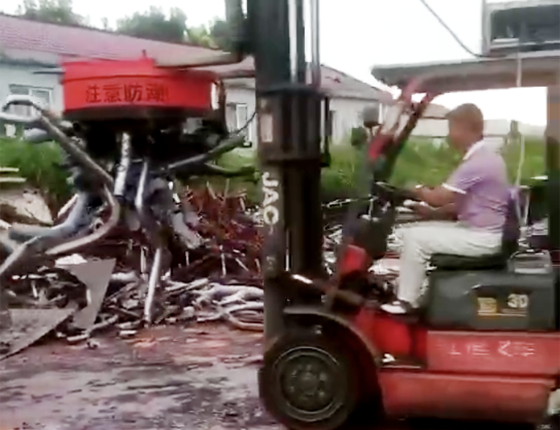 电磁吸盘设备使用实景